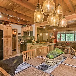 Holiday home Private Tahoe Mtn Backing To The Forest!, South Lake Tahoe
